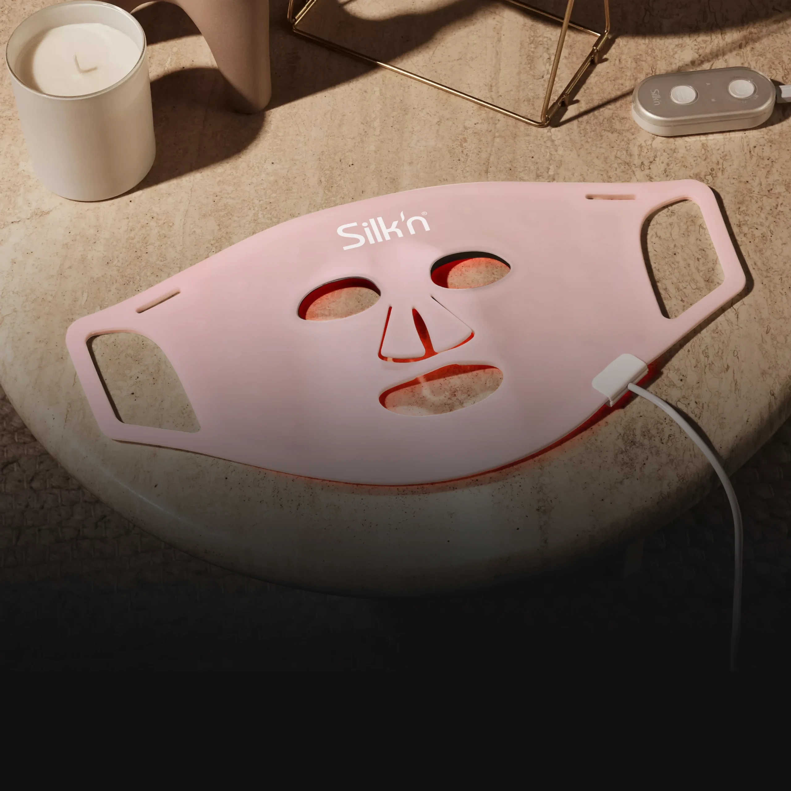 różowa maska led-mobile